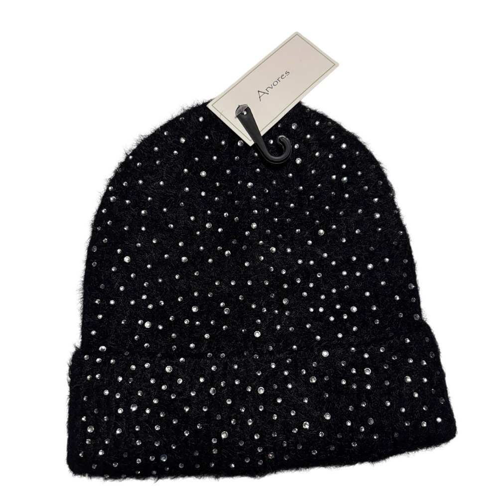 Arvóres Black Winter Beanie with Rhinestone Accents – Cozy & Sparkly